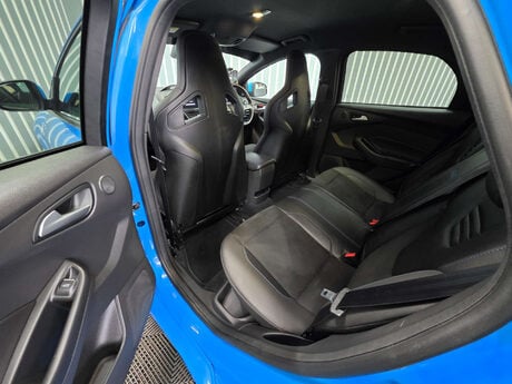 Ford Focus 2.3T EcoBoost RS Hatchback 5dr Petrol Manual AWD Euro 6 (s/s) (350 ps) 24