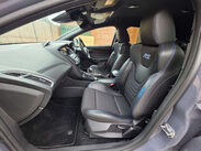 Ford Focus 2.3T EcoBoost RS Hatchback 5dr Petrol Manual AWD Euro 6 (s/s) (350 ps) 9