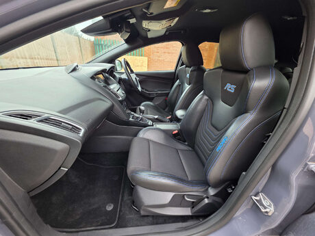 Ford Focus 2.3T EcoBoost RS Hatchback 5dr Petrol Manual AWD Euro 6 (s/s) (350 ps) 9