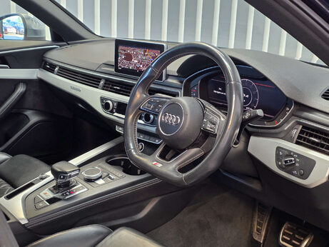 Audi S4 3.0 TFSI V6 Saloon 4dr Petrol Tiptronic quattro Euro 6 (s/s) (354 ps) 32