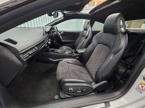 Audi RS5 2.9 TFSI V6 Sport Edition Coupe 2dr Petrol Tiptronic quattro Euro 6 (s/s) ( 5