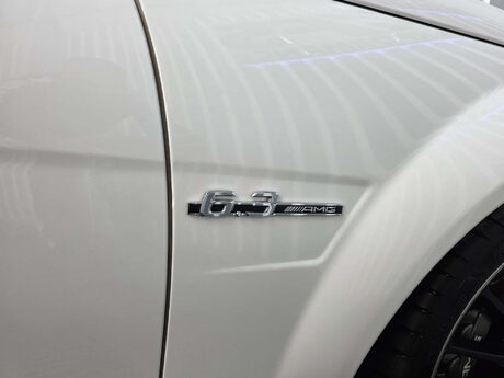 Mercedes-Benz C Class 6.3 C63 V8 AMG Saloon 4dr Petrol SpdS MCT Euro 5 (457 ps) 39