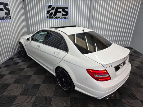 Mercedes-Benz C Class 6.3 C63 V8 AMG Saloon 4dr Petrol SpdS MCT Euro 5 (457 ps) 16