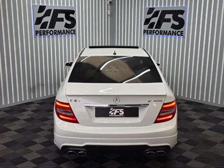 Mercedes-Benz C Class 6.3 C63 V8 AMG Saloon 4dr Petrol SpdS MCT Euro 5 (457 ps) 44