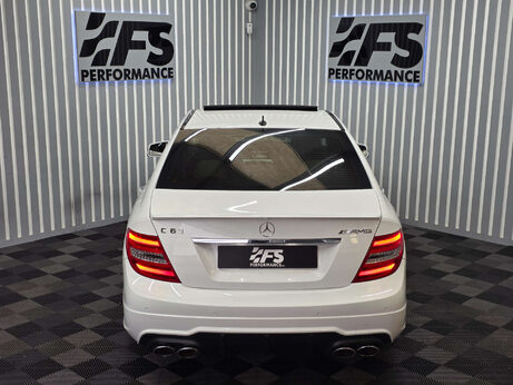 Mercedes-Benz C Class 6.3 C63 V8 AMG Saloon 4dr Petrol SpdS MCT Euro 5 (457 ps) 40