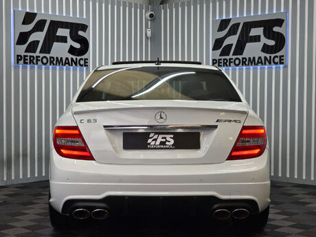 Mercedes-Benz C Class 6.3 C63 V8 AMG Saloon 4dr Petrol SpdS MCT Euro 5 (457 ps) 33