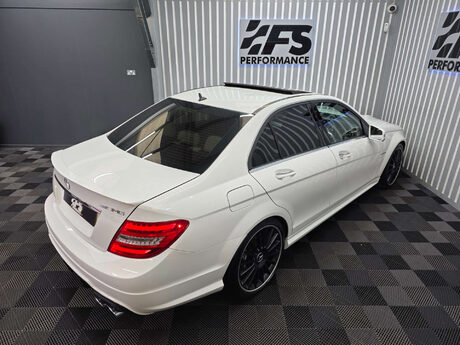 Mercedes-Benz C Class 6.3 C63 V8 AMG Saloon 4dr Petrol SpdS MCT Euro 5 (457 ps) 18