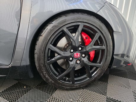 Honda Civic 2.0 i-VTEC Type R GT Hatchback 5dr Petrol Manual Euro 6 (s/s) (310 ps) 21