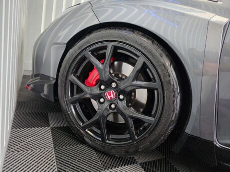 Honda Civic 2.0 i-VTEC Type R GT Hatchback 5dr Petrol Manual Euro 6 (s/s) (310 ps) 18