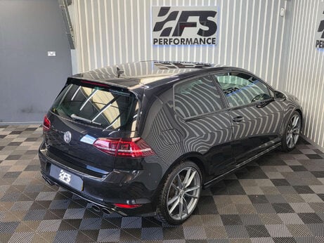 Volkswagen Golf 2.0 TSI BlueMotion Tech R Hatchback 3dr Petrol DSG 4Motion Euro 6 (s/s) (30 39