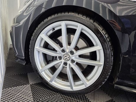 Volkswagen Golf 2.0 TSI R Hatchback 5dr Petrol DSG 4Motion Euro 6 (s/s) (300 ps) 19