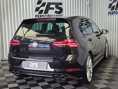Volkswagen Golf 2.0 TSI R Hatchback 5dr Petrol DSG 4Motion Euro 6 (s/s) (300 ps) 33