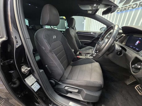Volkswagen Golf 2.0 TSI R Hatchback 5dr Petrol DSG 4Motion Euro 6 (s/s) (300 ps) 7