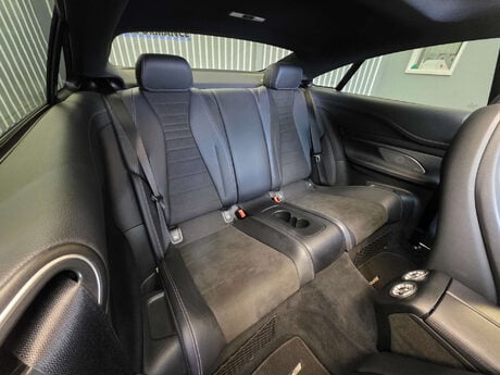 Mercedes-Benz E Class 2.0 E300 AMG Line (Premium Plus) Coupe 2dr Petrol G-Tronic+ Euro 6 (s/s) (2 18