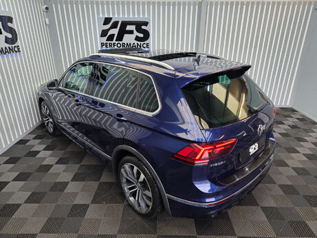 Volkswagen Tiguan 2.0 TDI R-Line SUV 5dr Diesel DSG Euro 6 (s/s) (150 ps) 12