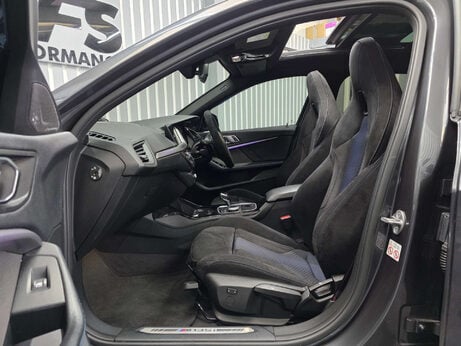 BMW 1 Series 2.0 M135i Hatchback 5dr Petrol Auto xDrive Euro 6 (s/s) (306 ps) 37
