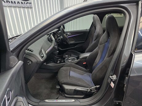 BMW 1 Series 2.0 M135i Hatchback 5dr Petrol Auto xDrive Euro 6 (s/s) (306 ps) 18