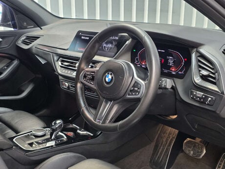 BMW 1 Series 2.0 M135i Hatchback 5dr Petrol Auto xDrive Euro 6 (s/s) (306 ps) 25