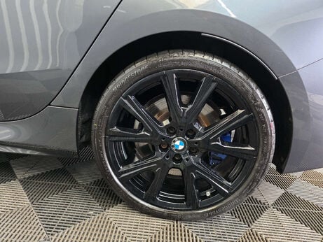 BMW 1 Series 2.0 M135i Hatchback 5dr Petrol Auto xDrive Euro 6 (s/s) (306 ps) 33