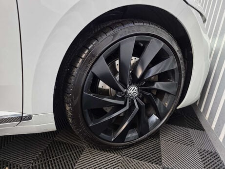 Volkswagen Arteon 2.0 BiTDI R-Line Fastback 5dr Diesel DSG 4Motion Euro 6 (s/s) (240 ps) 25