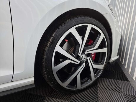 Volkswagen Golf 2.0 TSI GPF GTI Performance Hatchback 5dr Petrol DSG Euro 6 (s/s) (245 ps) 23