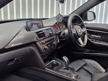 BMW 3 Series 3.0 330d BluePerformance M Sport Saloon 4dr Diesel Auto xDrive Euro 6 (s/s) 39
