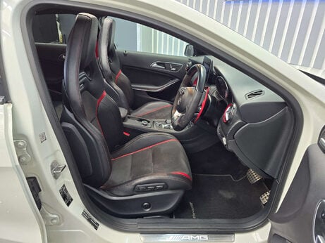 Mercedes-Benz A Class 2.0 A45 AMG (Premium) Hatchback 5dr Petrol SpdS DCT 4MATIC Euro 6 (s/s) (38 19
