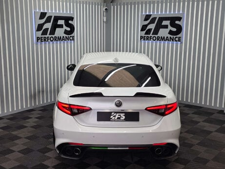 Alfa Romeo Giulia 2.9 V6 Bi-Turbo Quadrifoglio Saloon 4dr Petrol Auto Euro 6 (s/s) (510 ps) 50