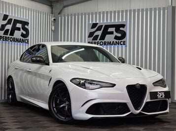 Alfa Romeo Giulia 2.9 V6 Bi-Turbo Quadrifoglio Saloon 4dr Petrol Auto Euro 6 (s/s) (510 ps)