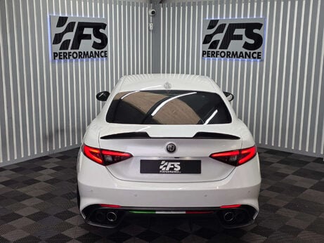 Alfa Romeo Giulia 2.9 V6 Bi-Turbo Quadrifoglio Saloon 4dr Petrol Auto Euro 6 (s/s) (510 ps) 15