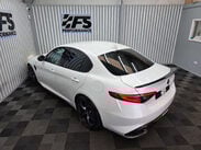 Alfa Romeo Giulia 2.9 V6 Bi-Turbo Quadrifoglio Saloon 4dr Petrol Auto Euro 6 (s/s) (510 ps) 18