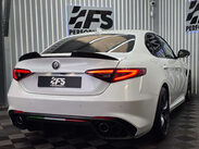 Alfa Romeo Giulia 2.9 V6 Bi-Turbo Quadrifoglio Saloon 4dr Petrol Auto Euro 6 (s/s) (510 ps) 40