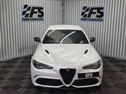 Alfa Romeo Giulia 2.9 V6 Bi-Turbo Quadrifoglio Saloon 4dr Petrol Auto Euro 6 (s/s) (510 ps) 16