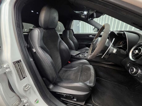 Alfa Romeo Giulia 2.9 V6 Bi-Turbo Quadrifoglio Saloon 4dr Petrol Auto Euro 6 (s/s) (510 ps) 8