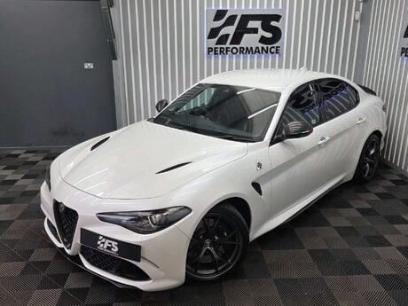 Alfa Romeo Giulia 2.9 V6 Bi-Turbo Quadrifoglio Saloon 4dr Petrol Auto Euro 6 (s/s) (510 ps) 52