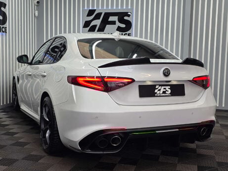 Alfa Romeo Giulia 2.9 V6 Bi-Turbo Quadrifoglio Saloon 4dr Petrol Auto Euro 6 (s/s) (510 ps) 34