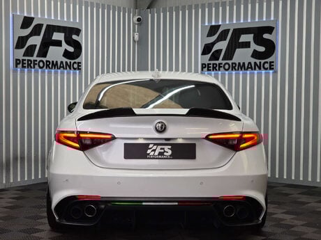 Alfa Romeo Giulia 2.9 V6 Bi-Turbo Quadrifoglio Saloon 4dr Petrol Auto Euro 6 (s/s) (510 ps) 39