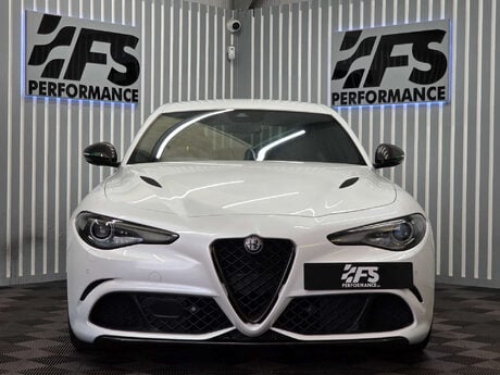 Alfa Romeo Giulia 2.9 V6 Bi-Turbo Quadrifoglio Saloon 4dr Petrol Auto Euro 6 (s/s) (510 ps) 2