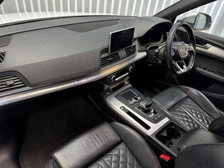 Audi SQ5 3.0 TFSI V6 SUV 5dr Petrol Tiptronic quattro Euro 6 (s/s) (354 ps) 25