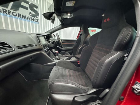 Renault Megane 1.8T GPF R.S.280 Hatchback 5dr Petrol Manual Euro 6 (s/s) (280 ps) 8