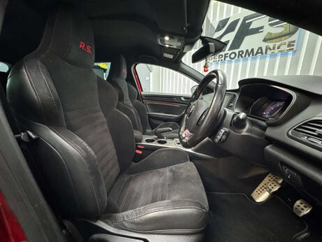 Renault Megane 1.8T GPF R.S.280 Hatchback 5dr Petrol Manual Euro 6 (s/s) (280 ps) 3