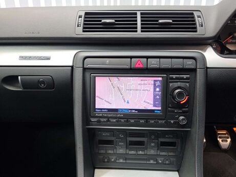 Audi RS4 4.2 Saloon 4dr Petrol Manual quattro (324 g/km, 415 bhp) 9