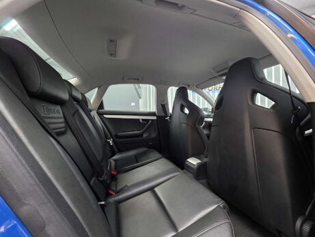 Audi RS4 4.2 Saloon 4dr Petrol Manual quattro (324 g/km, 415 bhp) 21