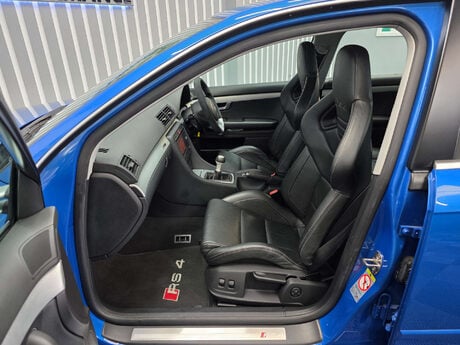 Audi RS4 4.2 Saloon 4dr Petrol Manual quattro (324 g/km, 415 bhp) 23