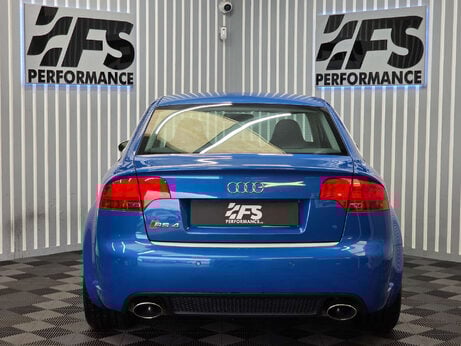 Audi RS4 4.2 Saloon 4dr Petrol Manual quattro (324 g/km, 415 bhp) 35
