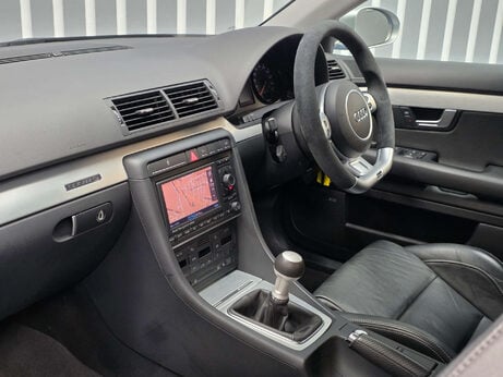 Audi RS4 4.2 Saloon 4dr Petrol Manual quattro (324 g/km, 415 bhp) 3