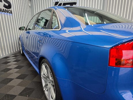 Audi RS4 4.2 Saloon 4dr Petrol Manual quattro (324 g/km, 415 bhp) 23