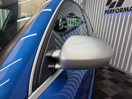 Audi RS4 4.2 Saloon 4dr Petrol Manual quattro (324 g/km, 415 bhp) 32