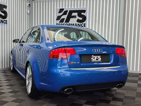 Audi RS4 4.2 Saloon 4dr Petrol Manual quattro (324 g/km, 415 bhp) 34