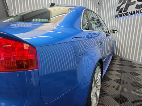 Audi RS4 4.2 Saloon 4dr Petrol Manual quattro (324 g/km, 415 bhp) 28